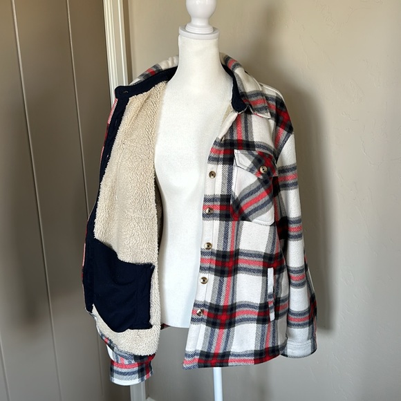 Sage flannel shacket - Picture 3 of 3